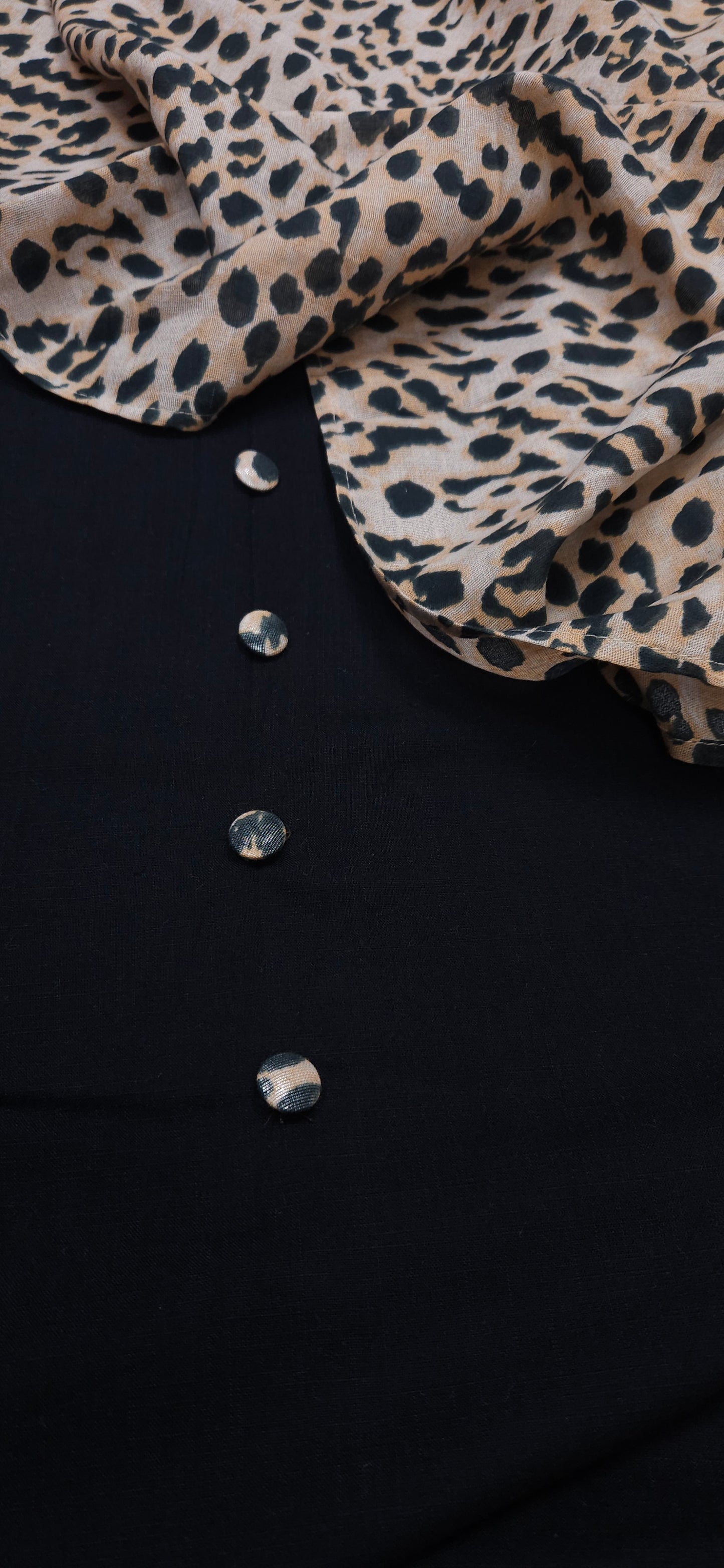 Noir Leopard Semi-Stitched Suit