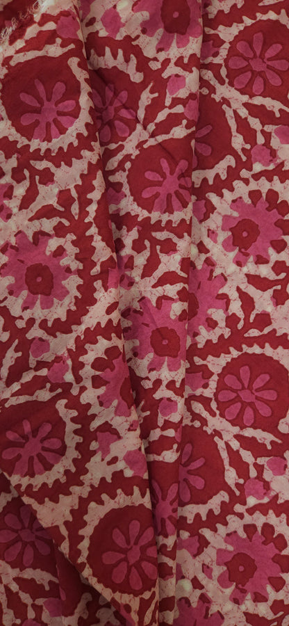 Rose Garden Floral Mal Cotton Fabric