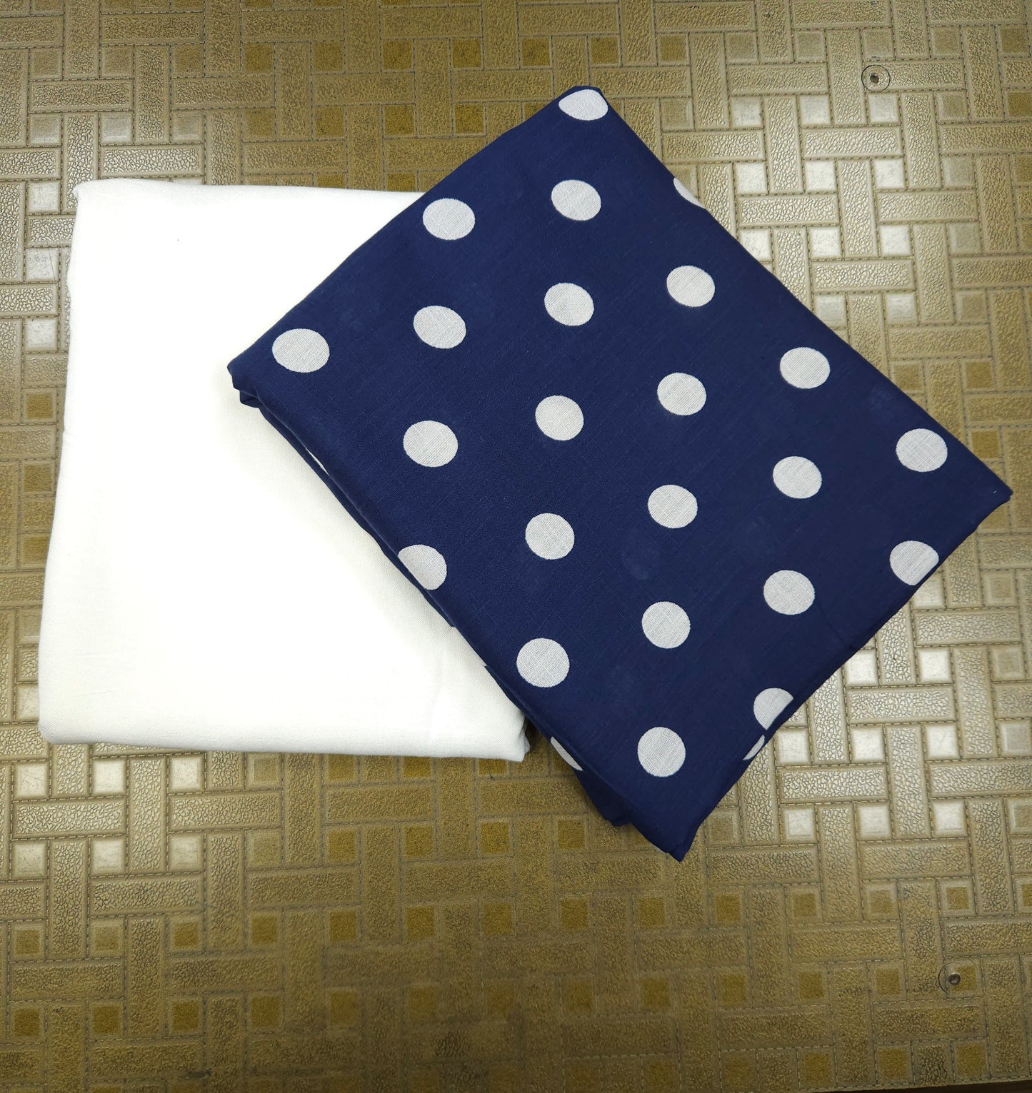 Polka Classic Cotton Suit Set with White Bottom