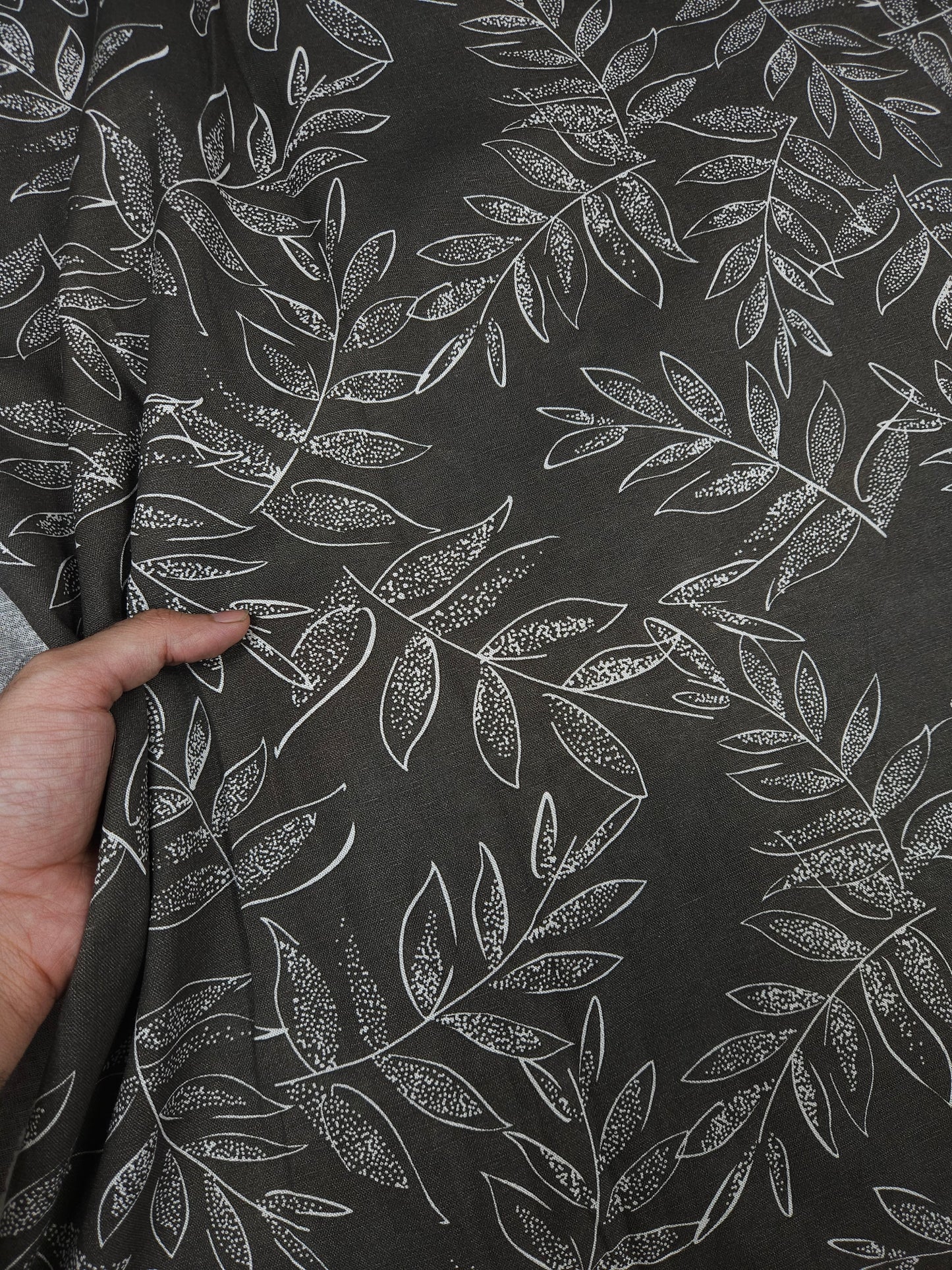 White Leaf Whisper Blend Fabric