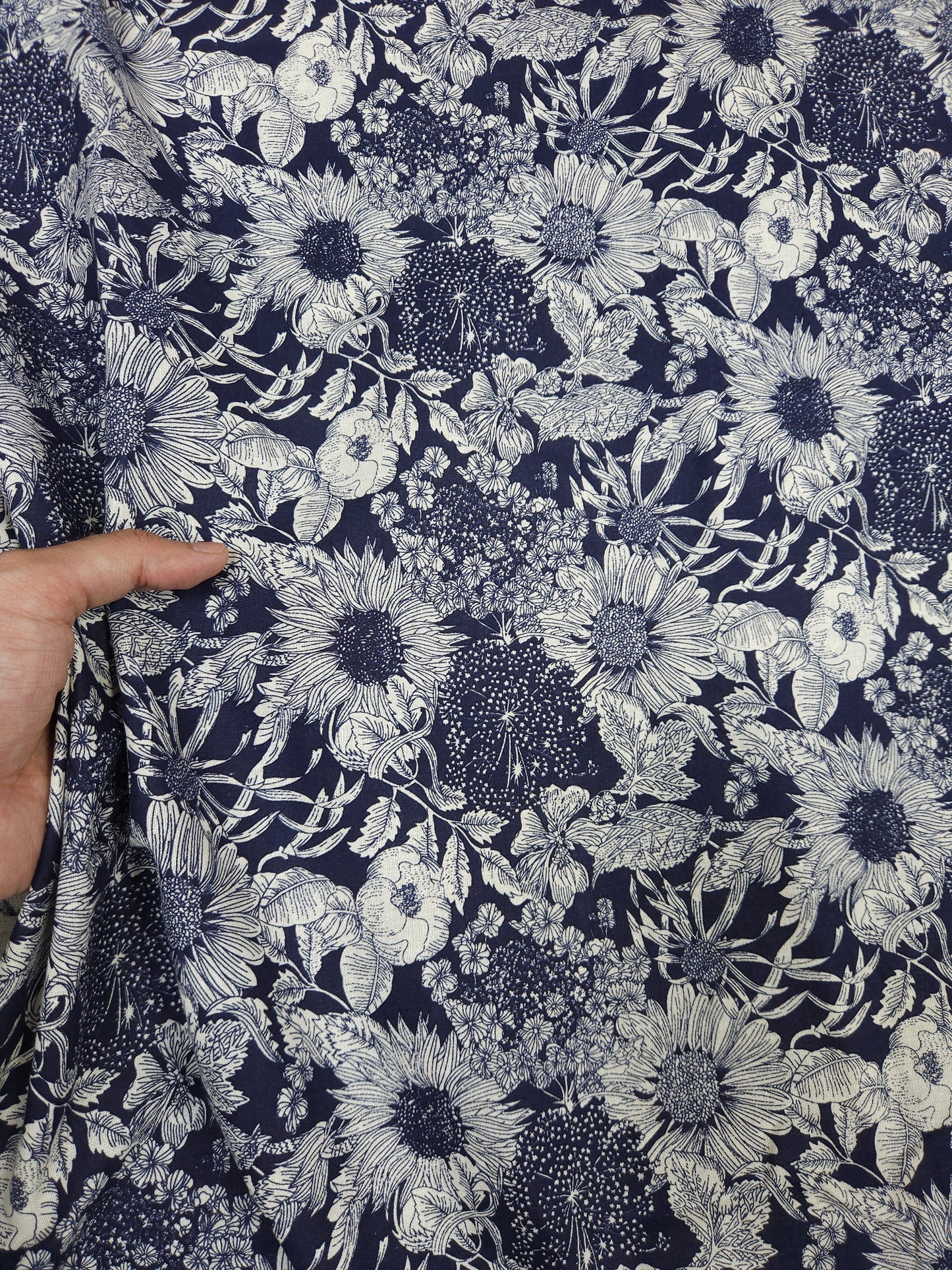 Blue Porcelain Floral Linen Blend Fabric