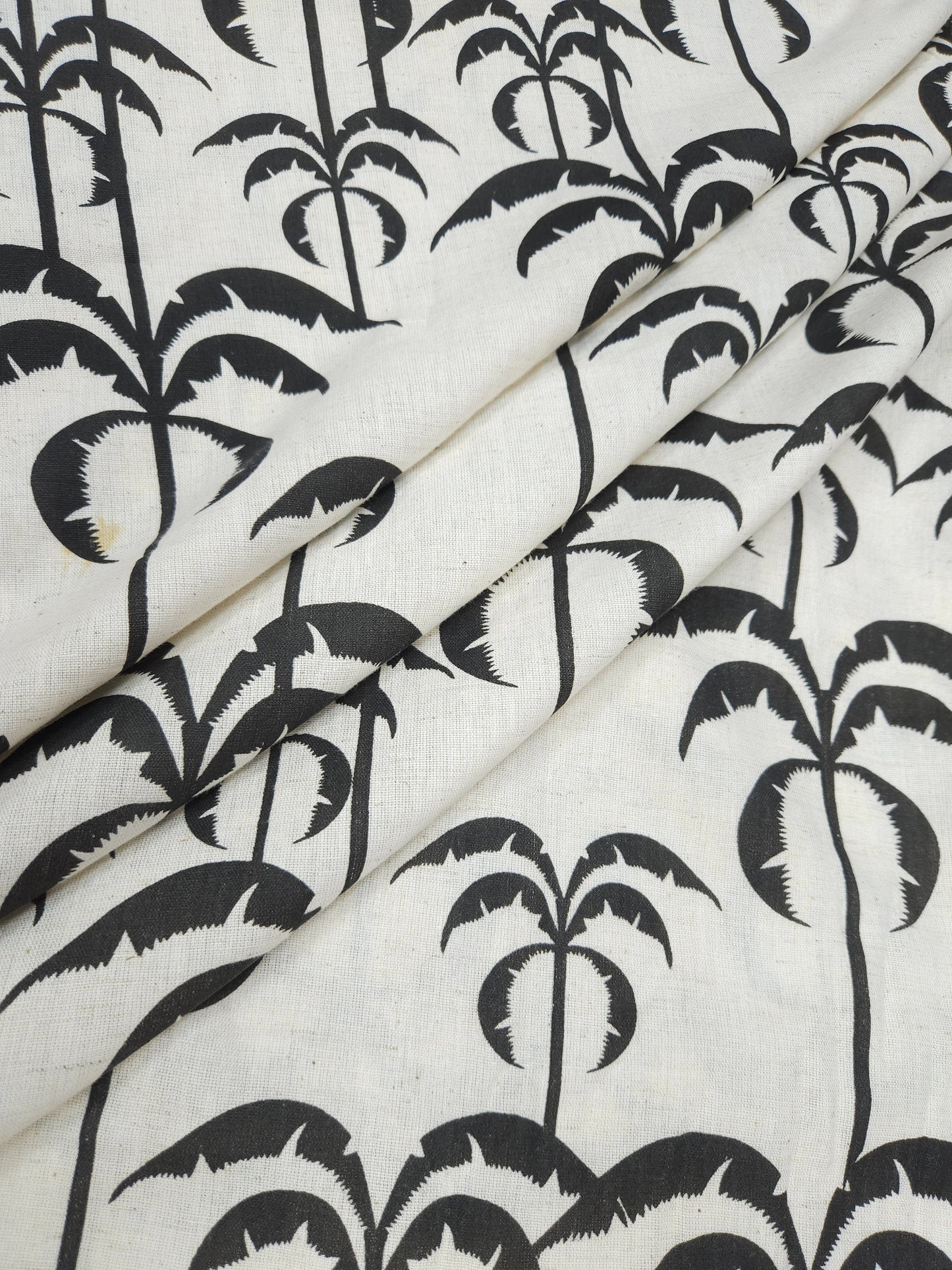 Monochrome Tropical Print Cotton Linen Fabric – Black