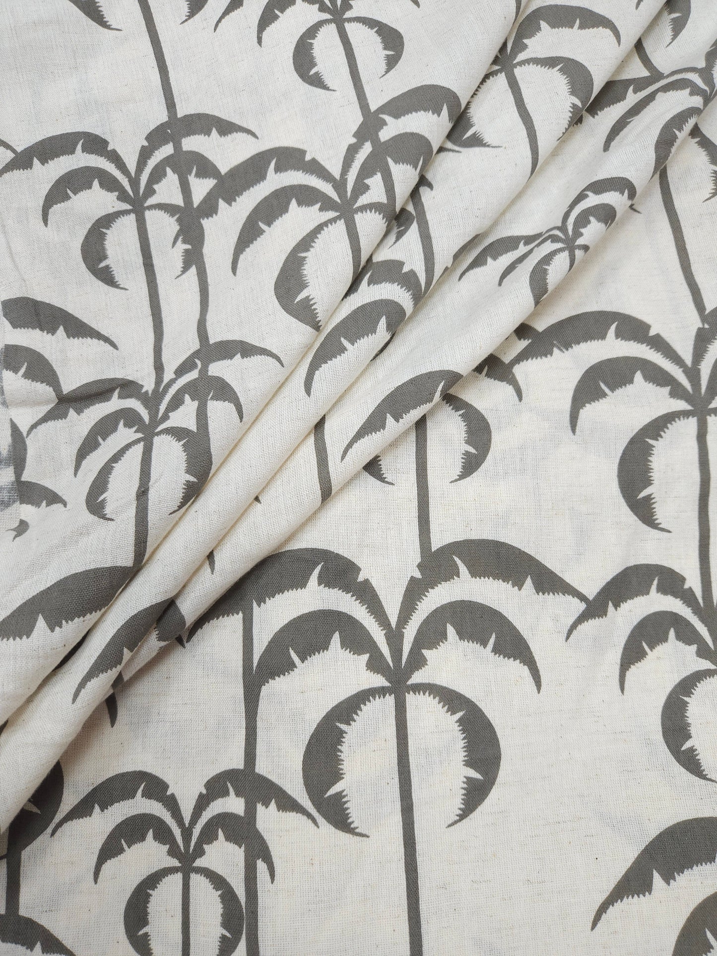 Elegant Palm Tree Print Cotton Linen Fabric – Grey