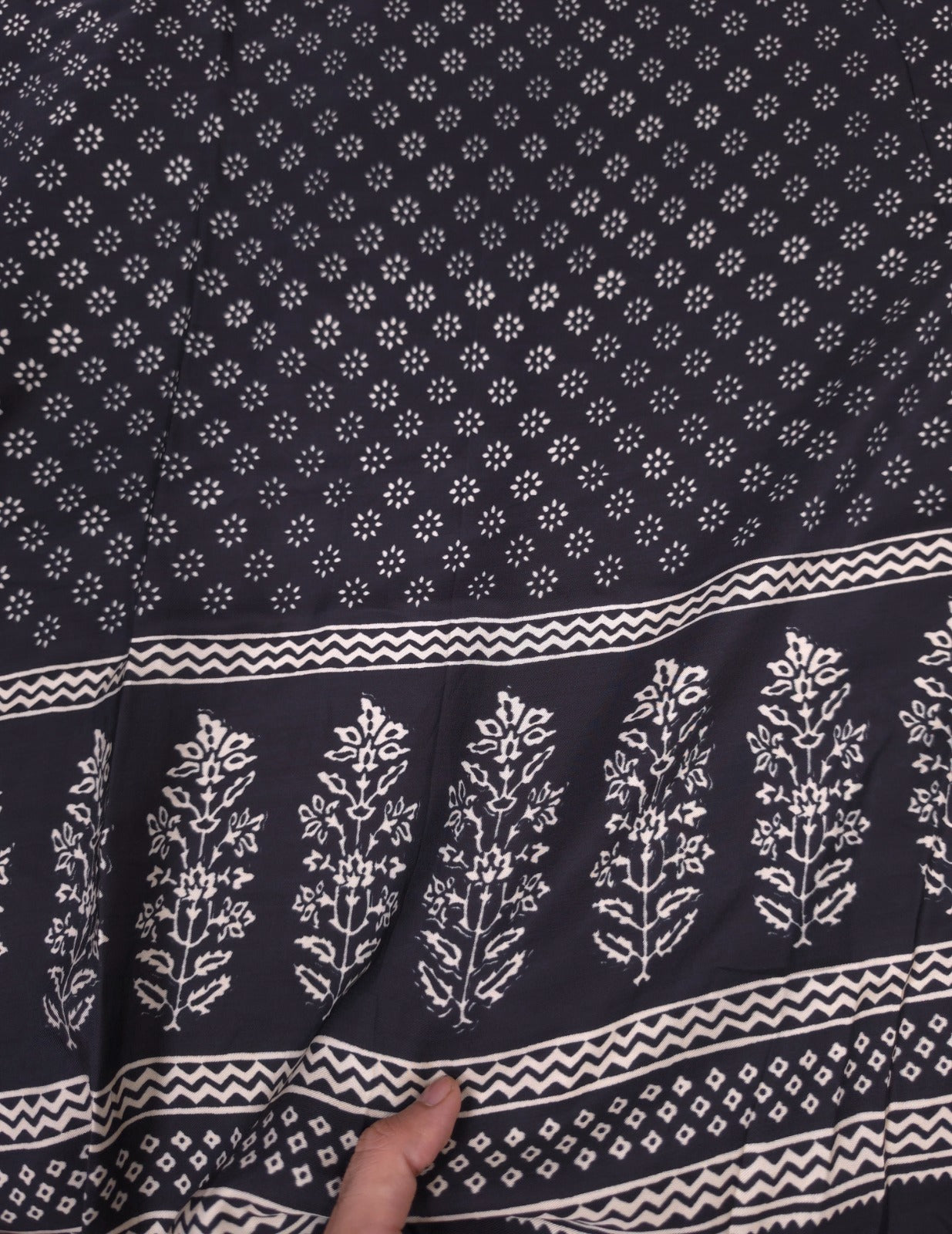 Black White Designer Border Print Crepe Fabric 60 Inch