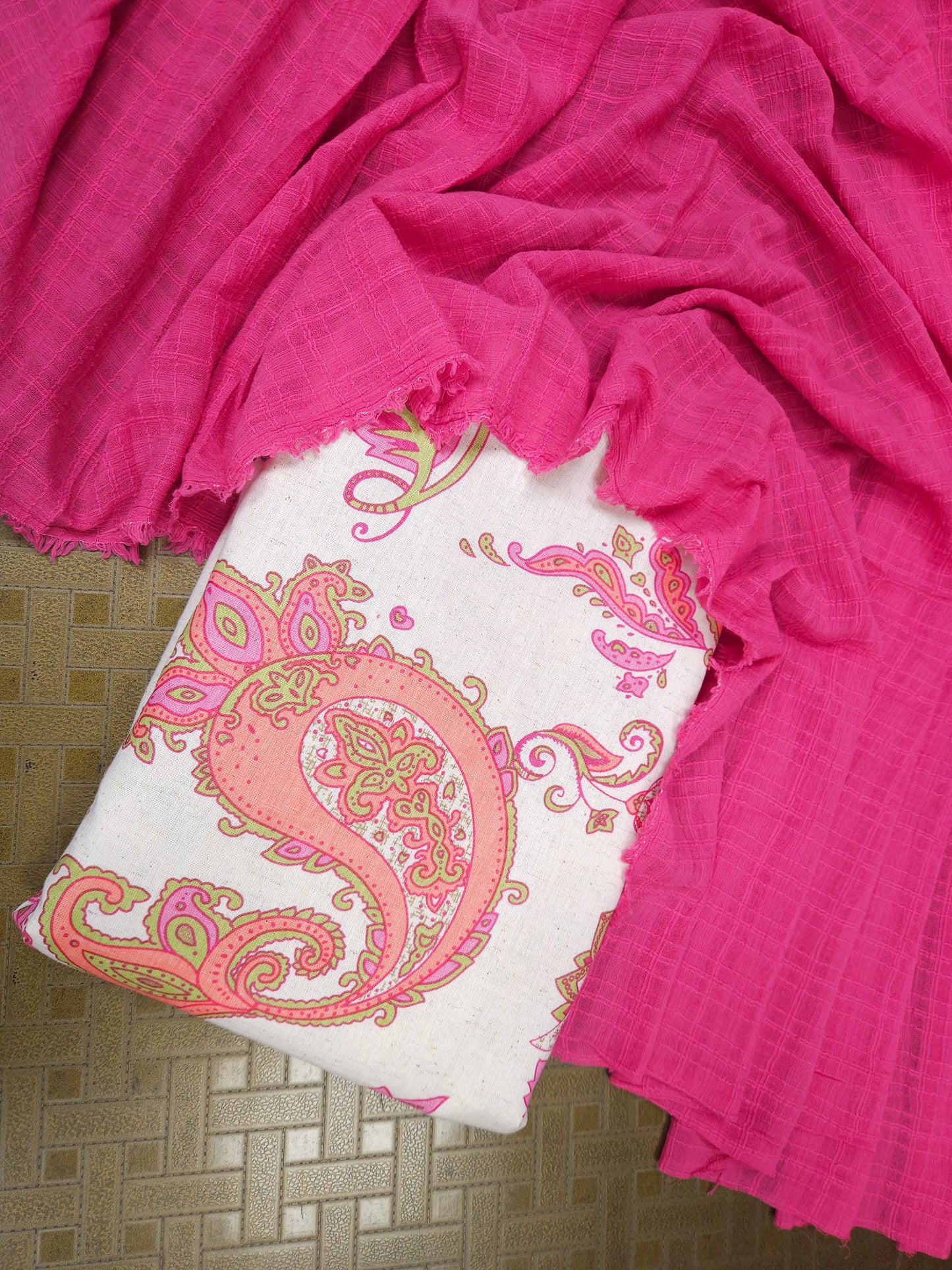 Multicolour Printed Cotton Linen Bottom Suit Set With Kota Check Dupatta