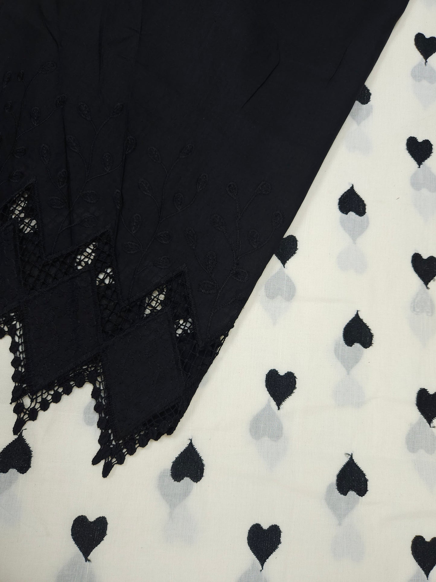 Black Heart Embroidery Cotton with Border Embroidery Suit Set