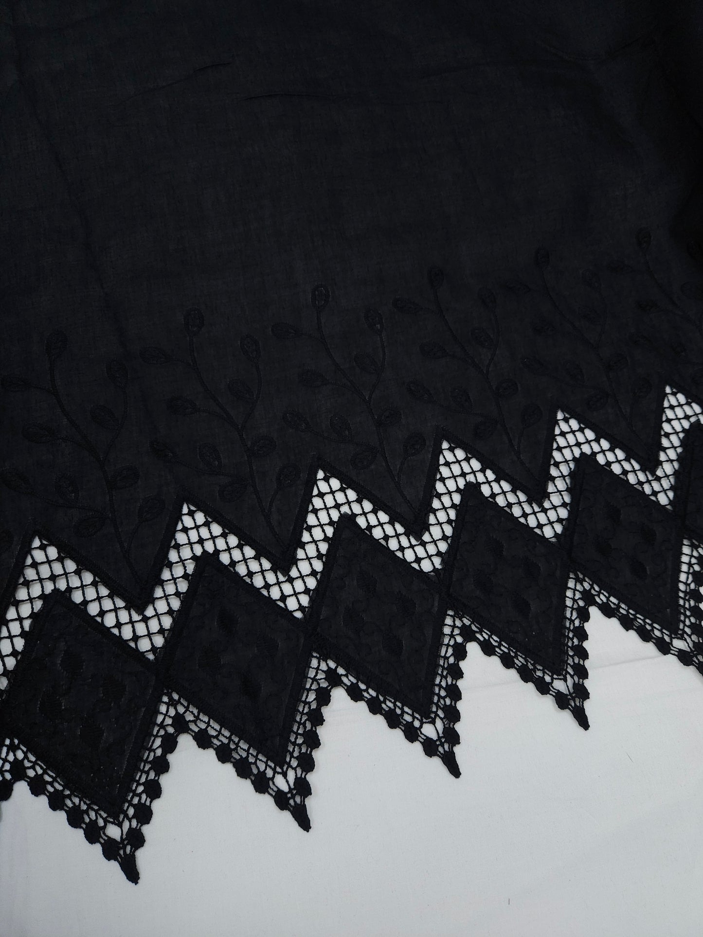 Black Heart Embroidery Cotton with Border Embroidery Suit Set