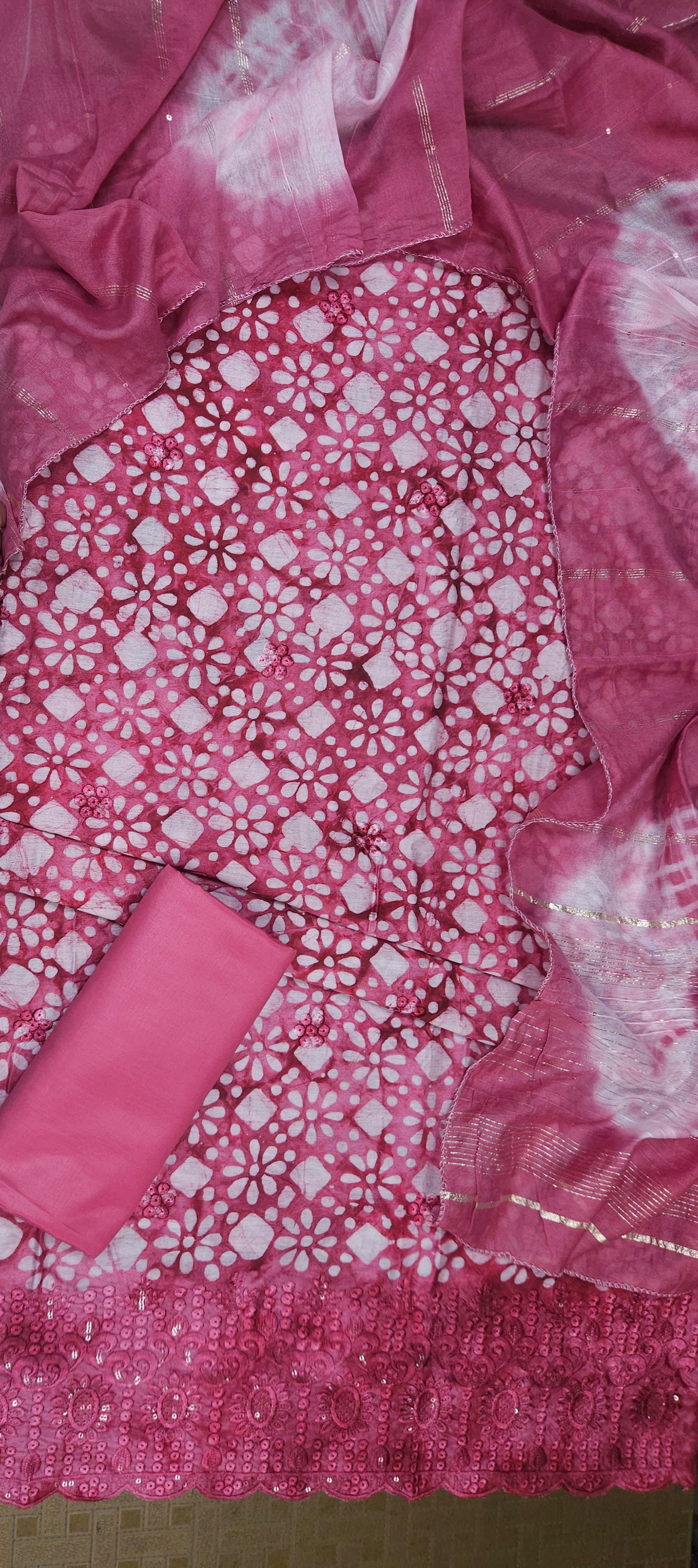 Pink Cotton Muslin Bandhani Border Embroidered Suit Set with Dupatta