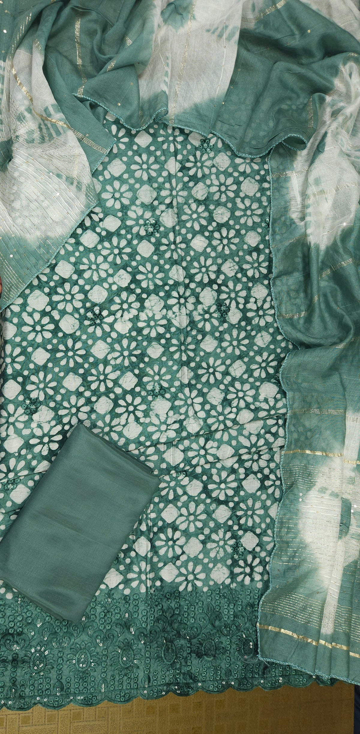 Teal Green Cotton Bandhani Printed Embroidered Suit Set with Muslin Dupatta