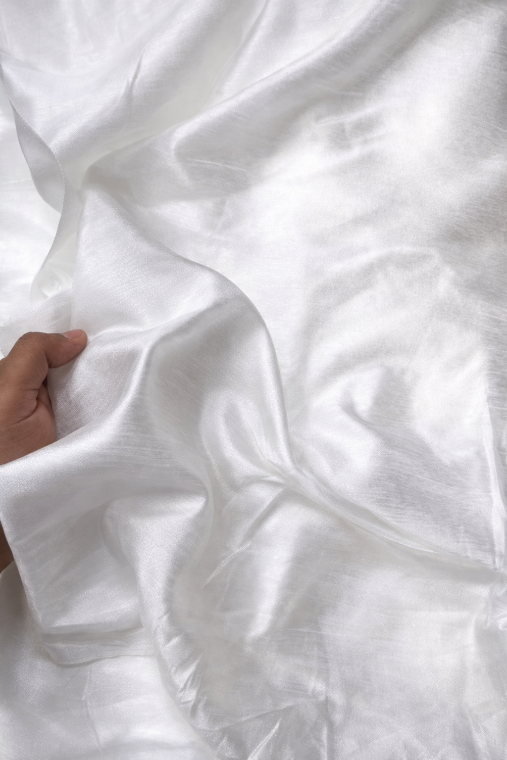 White Silk Dupion Dyeable Fabric – 44 Inch Width