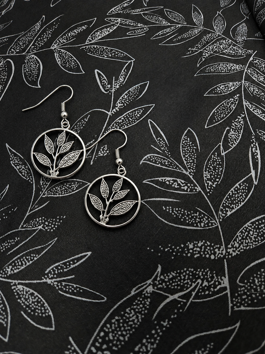 White Leaf Whisper Blend Fabric