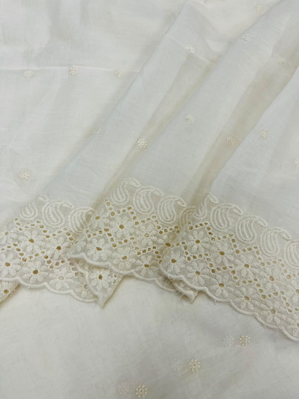 Off White Cotton Schiffli Fabric with Floral Scalloped Border